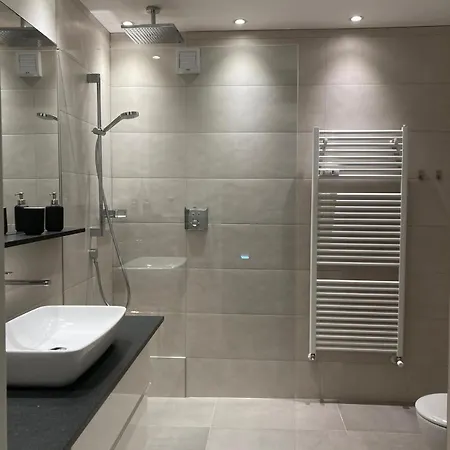 Larissa * ميرانو