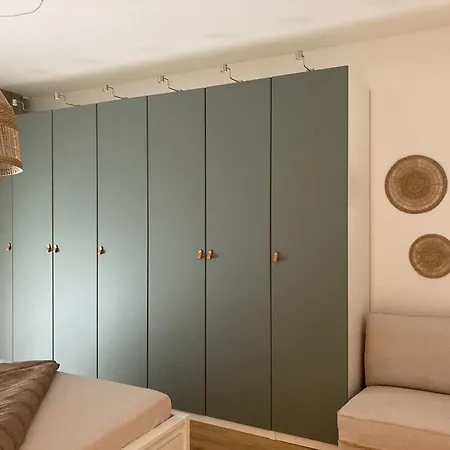 Larissa شقة ميرانو